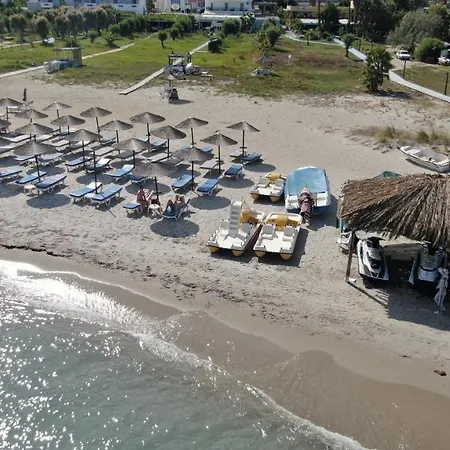 Mall 캠프장 Tigaki